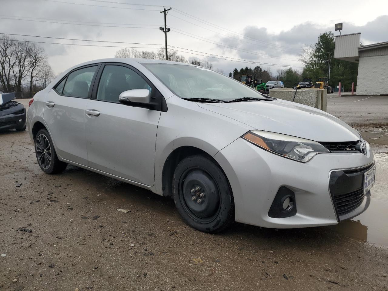 2015 TOYOTA COROLLA L - Image 4