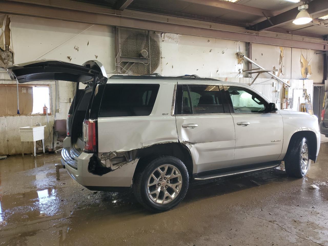 2016 GMC YUKON SLT - Image 3