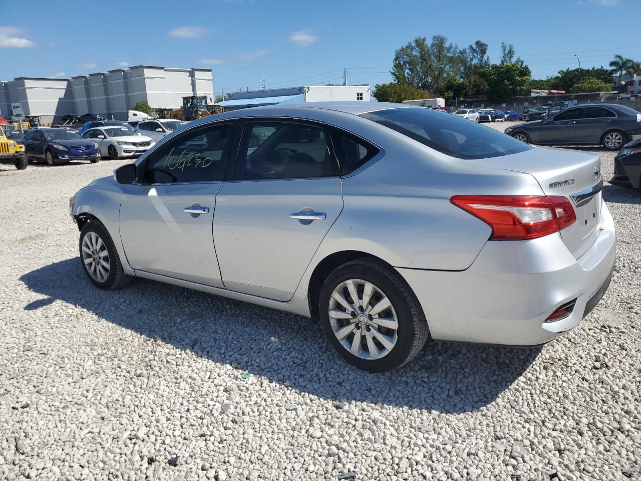 2018 NISSAN SENTRA S - Фото 2
