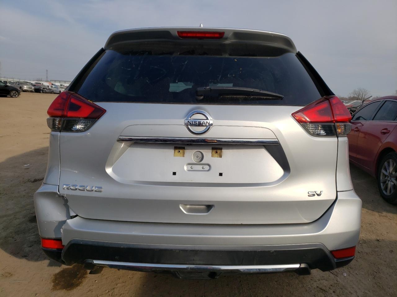 2017 NISSAN ROGUE S - Фото 6