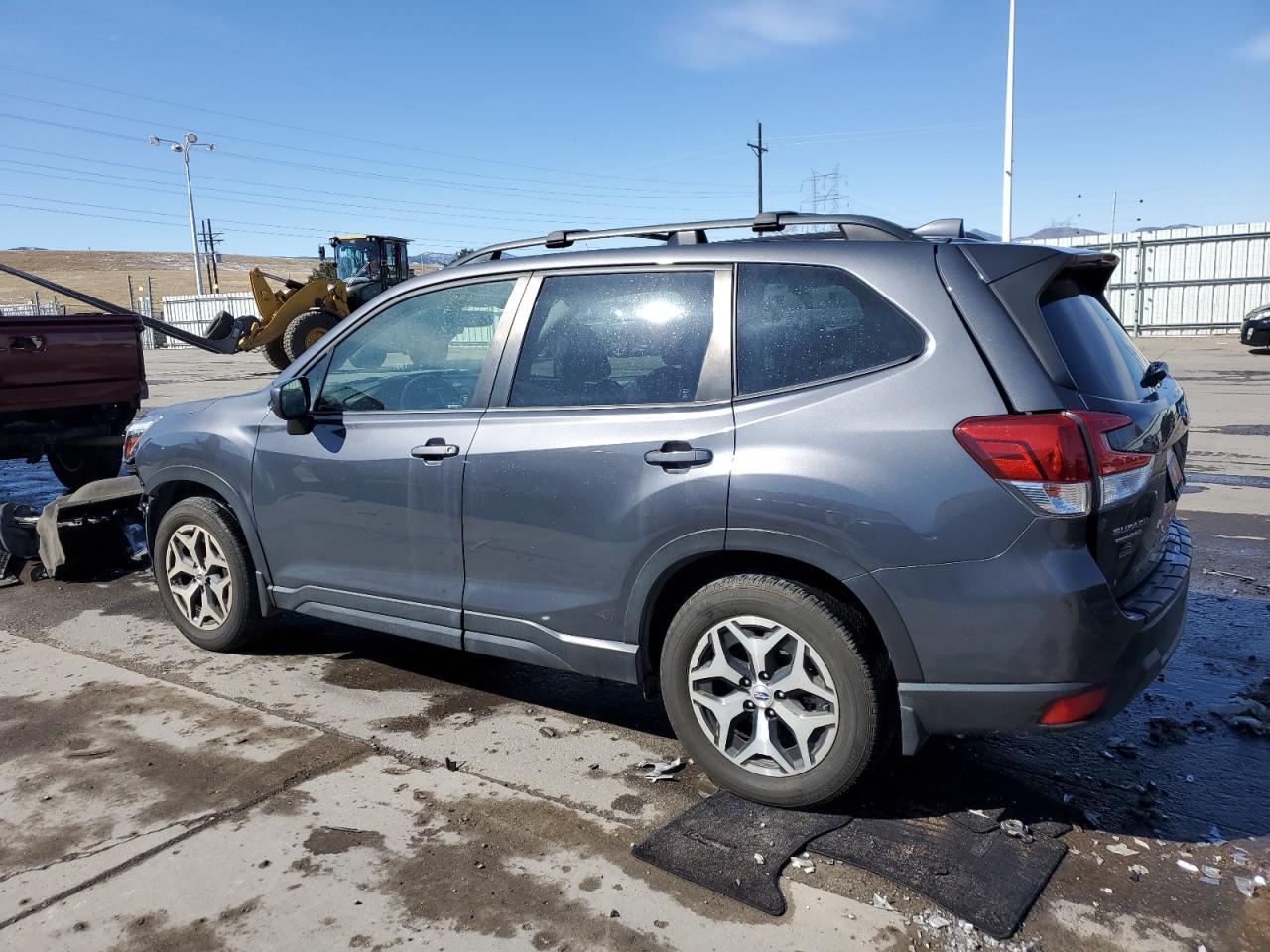 2021 SUBARU FORESTER P - Фото 2