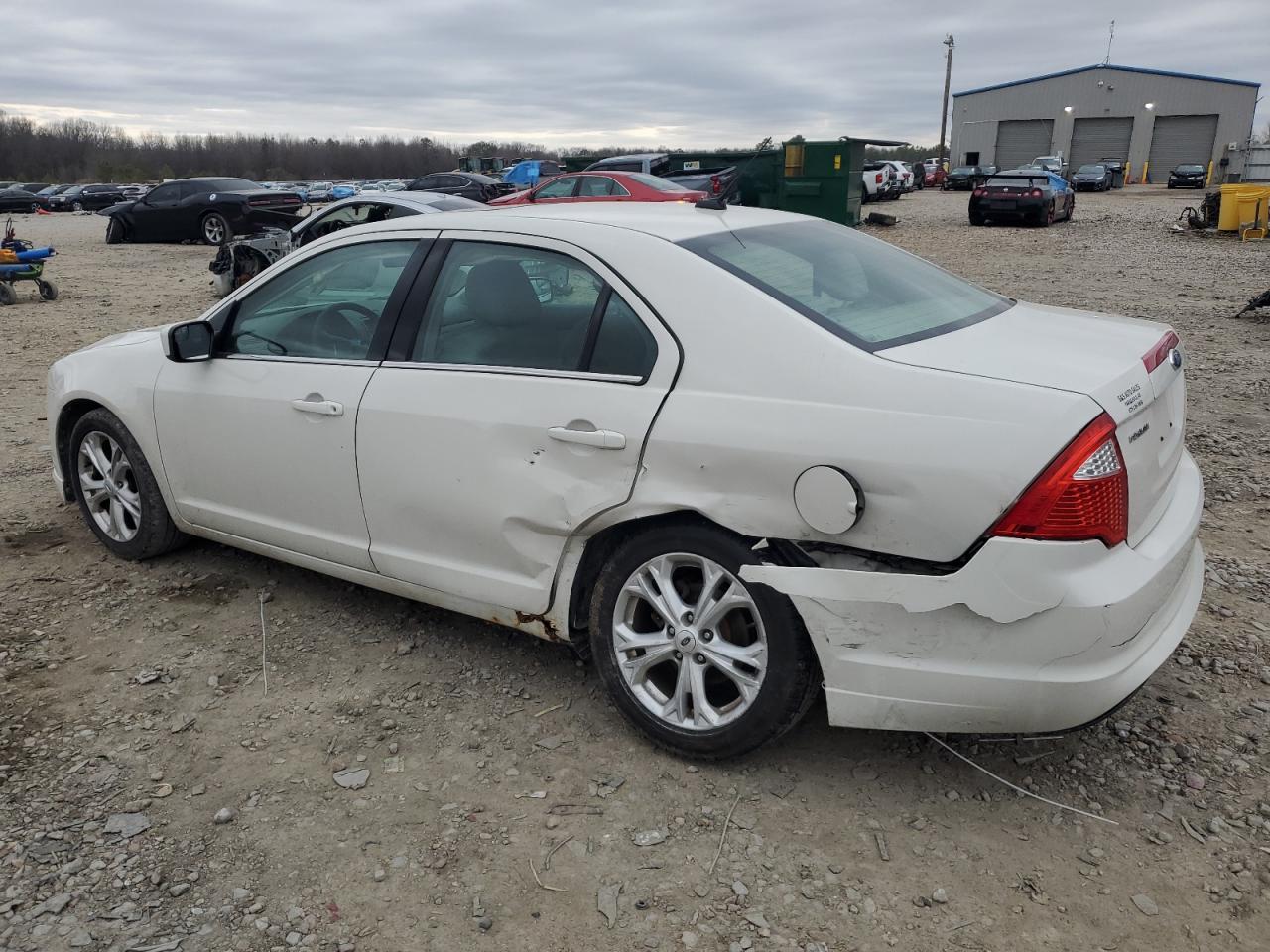 2012 FORD FUSION SE - Image 2