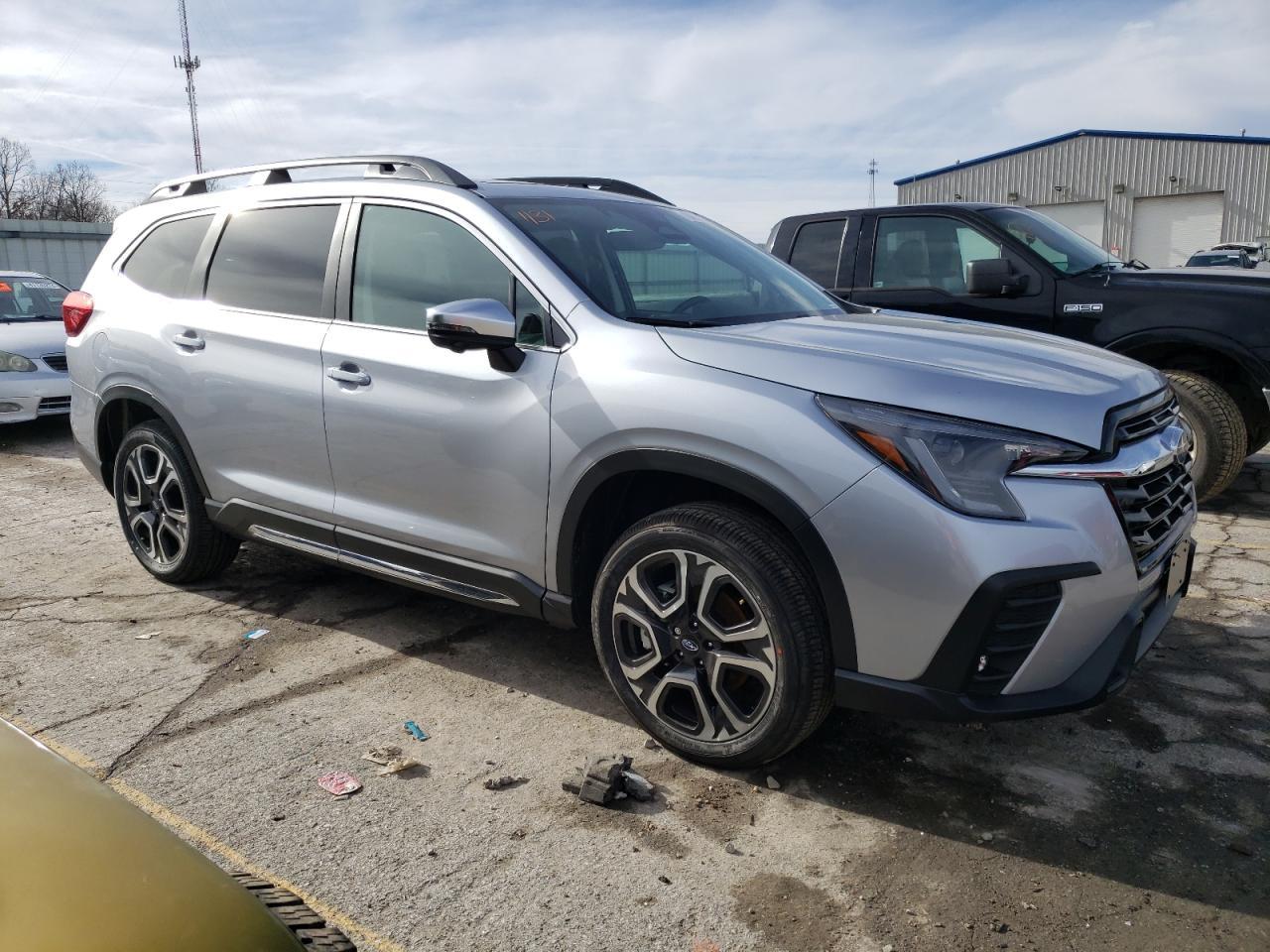 2023 SUBARU ASCENT LIM - Image 4