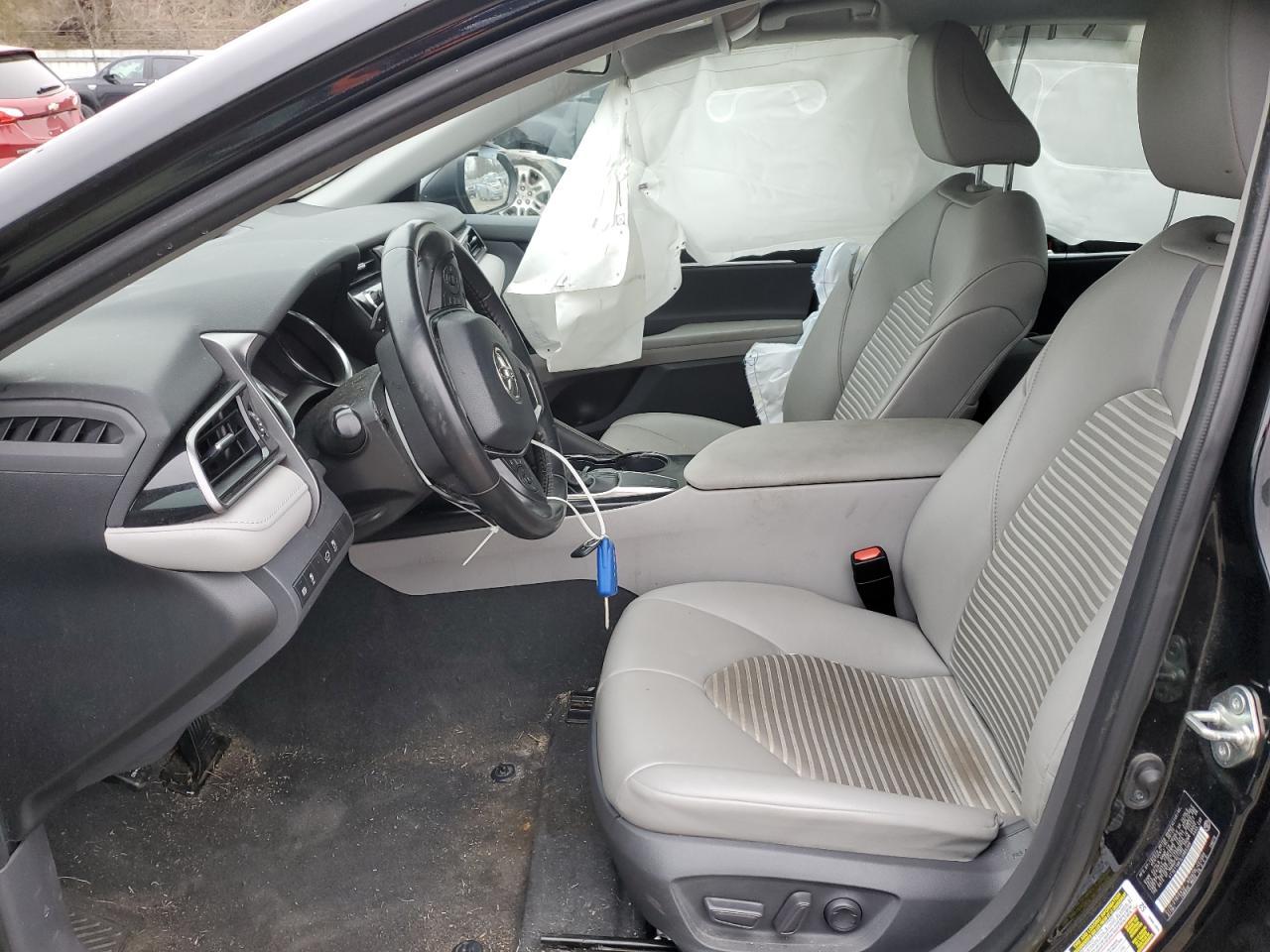 2020 TOYOTA CAMRY SE - Image 7