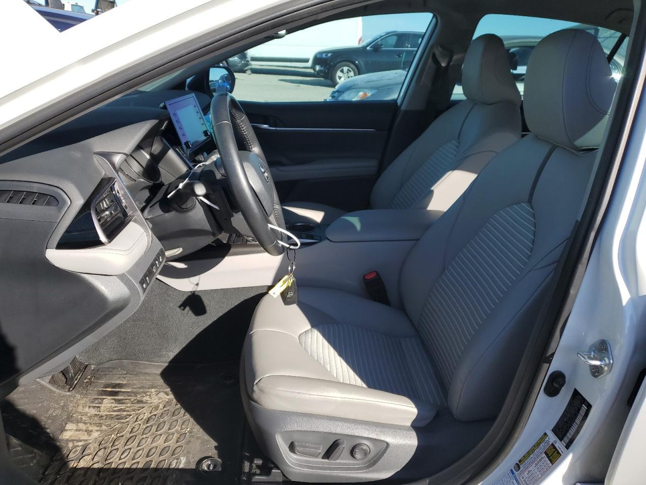 2021 TOYOTA CAMRY SE - Image 7