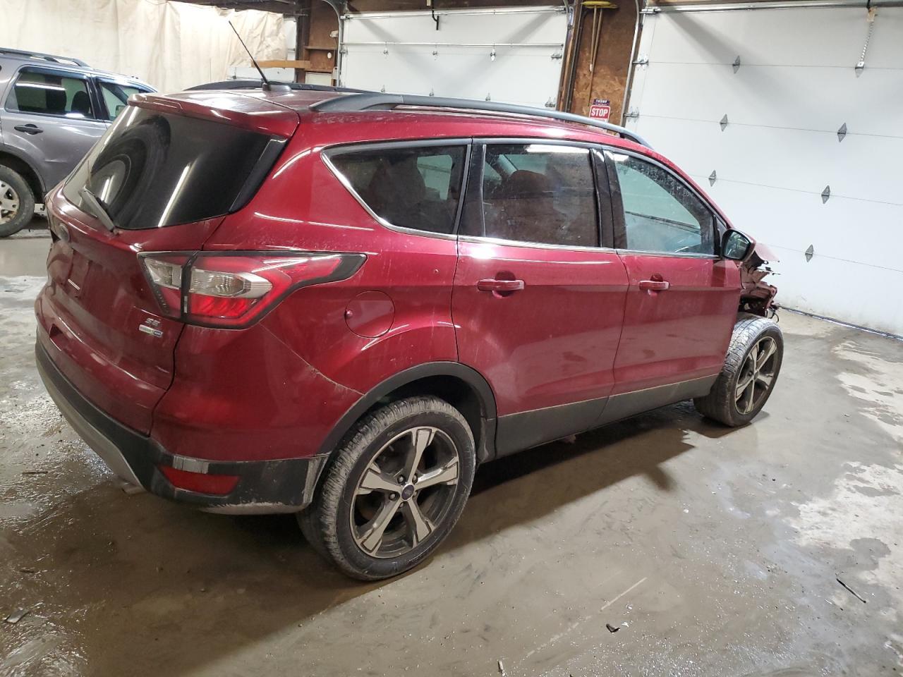 2017 FORD ESCAPE SE - Фото 3