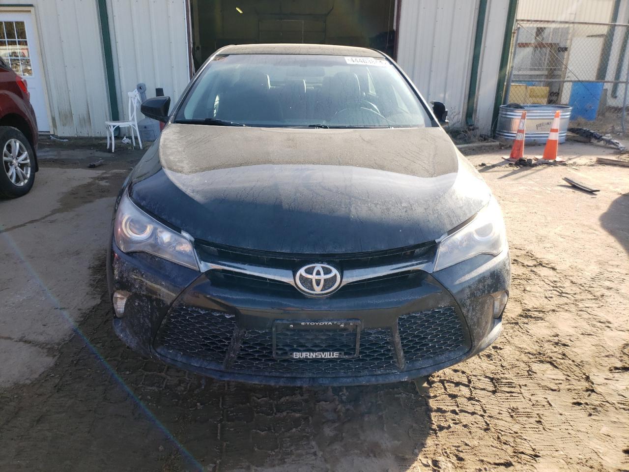2017 TOYOTA CAMRY LE - Фото 5