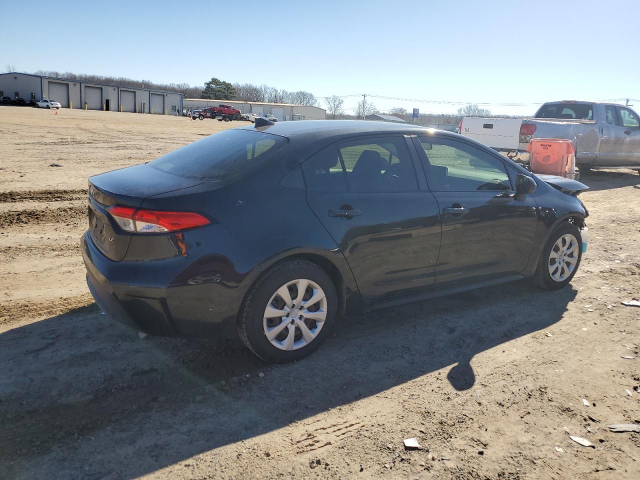 2020 TOYOTA COROLLA LE - Фото 3