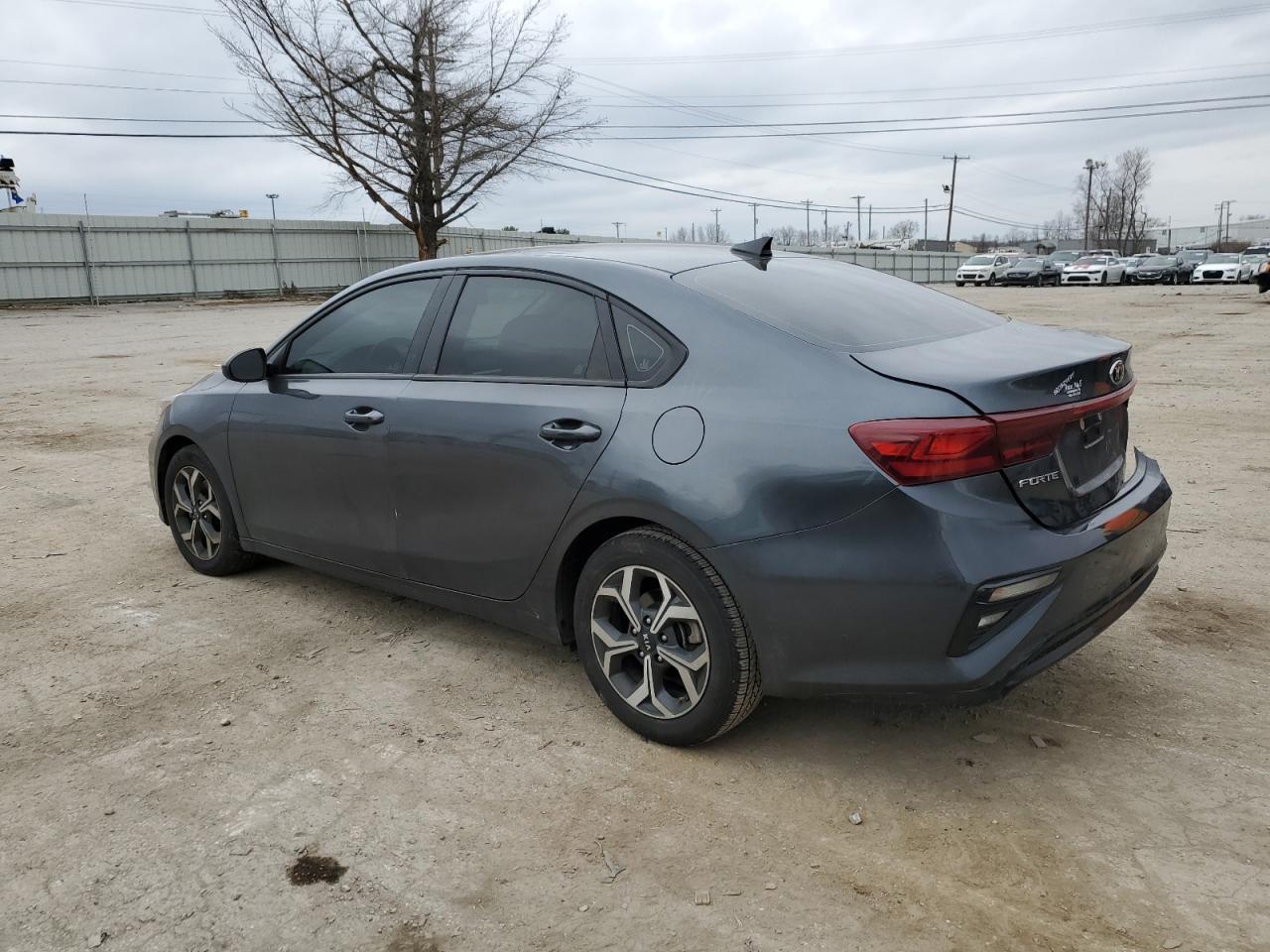2021 KIA FORTE FE - Фото 2