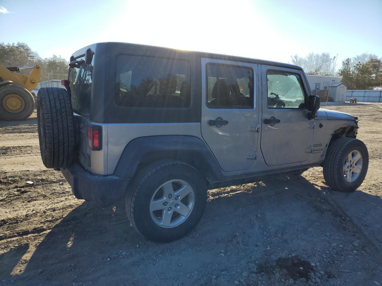 2017 JEEP WRANGLER U - Image 3