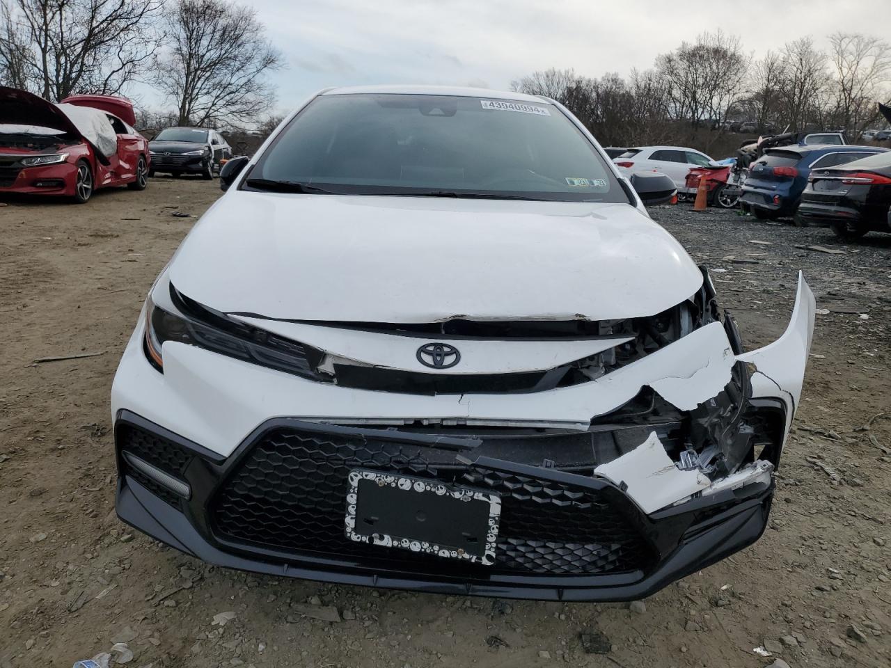 2020 TOYOTA COROLLA SE - Фото 5