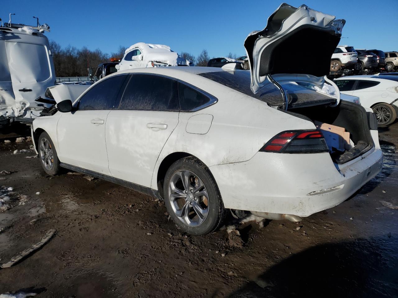 2024 HONDA ACCORD EX - Фото 2