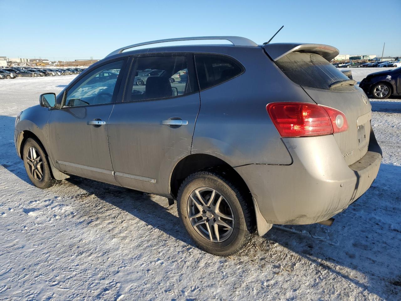2013 NISSAN ROGUE S - Фото 2