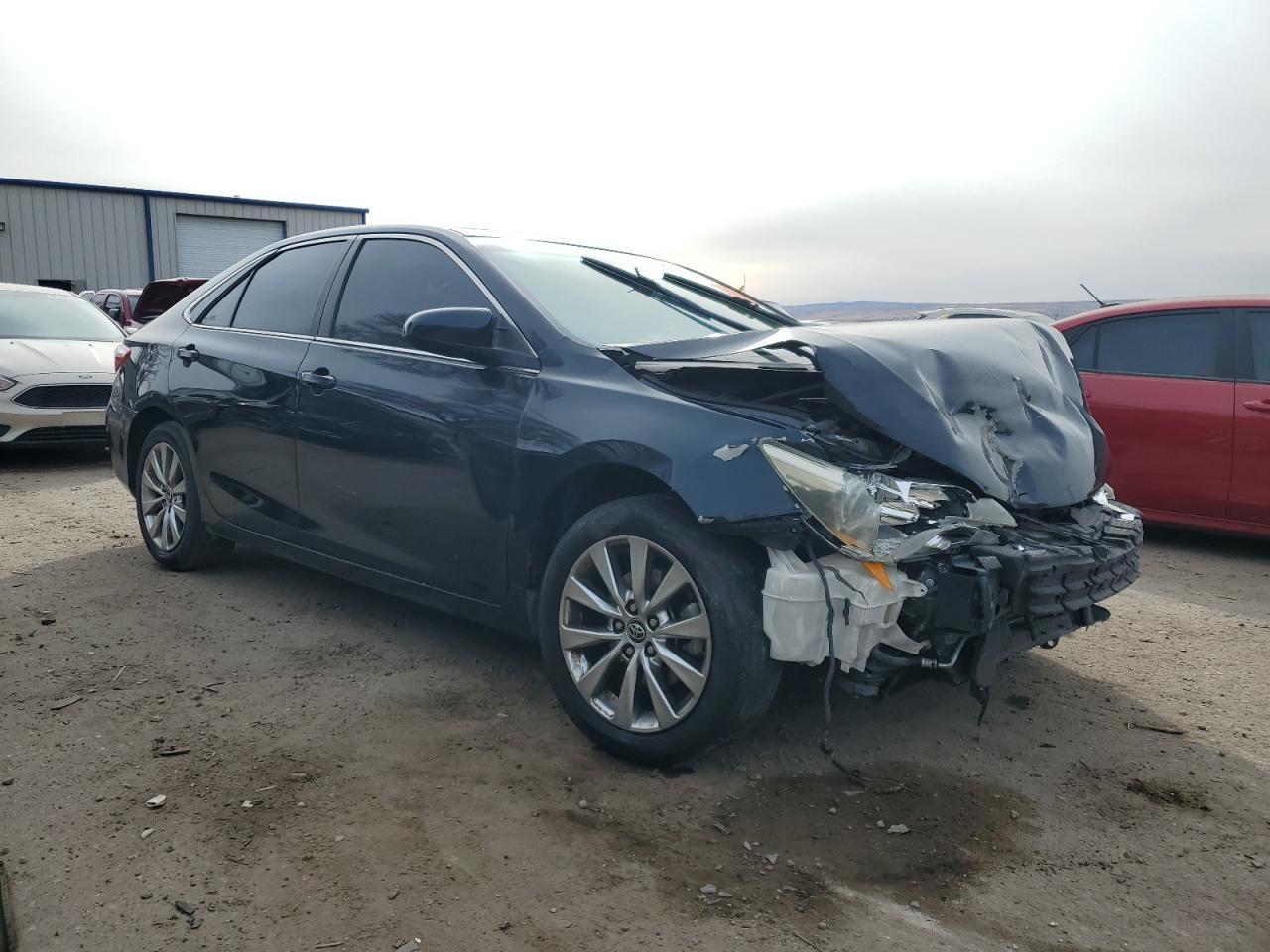 2015 TOYOTA CAMRY LE - Image 4