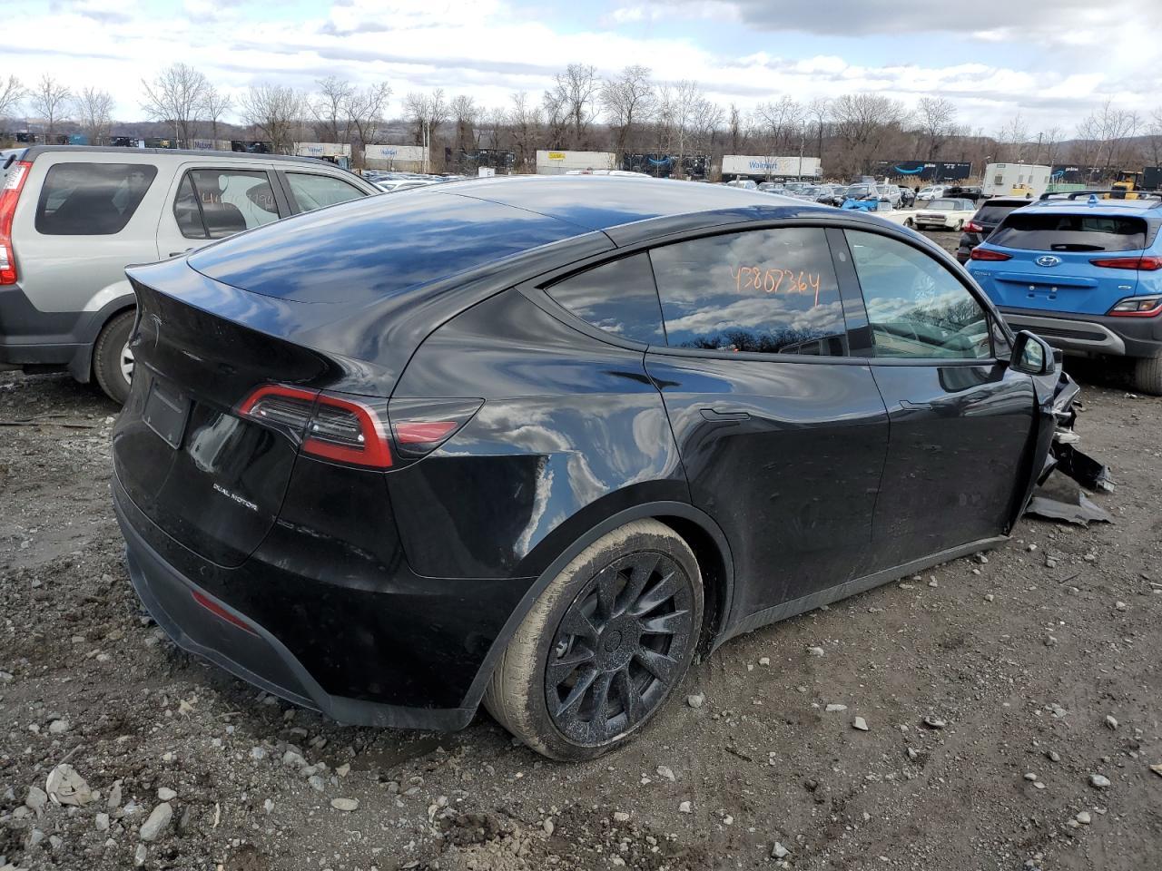 2023 TESLA MODEL Y - Image 3