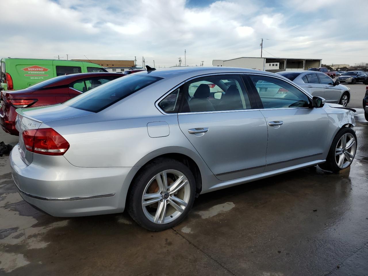 2014 VOLKSWAGEN PASSAT SEL - Фото 3