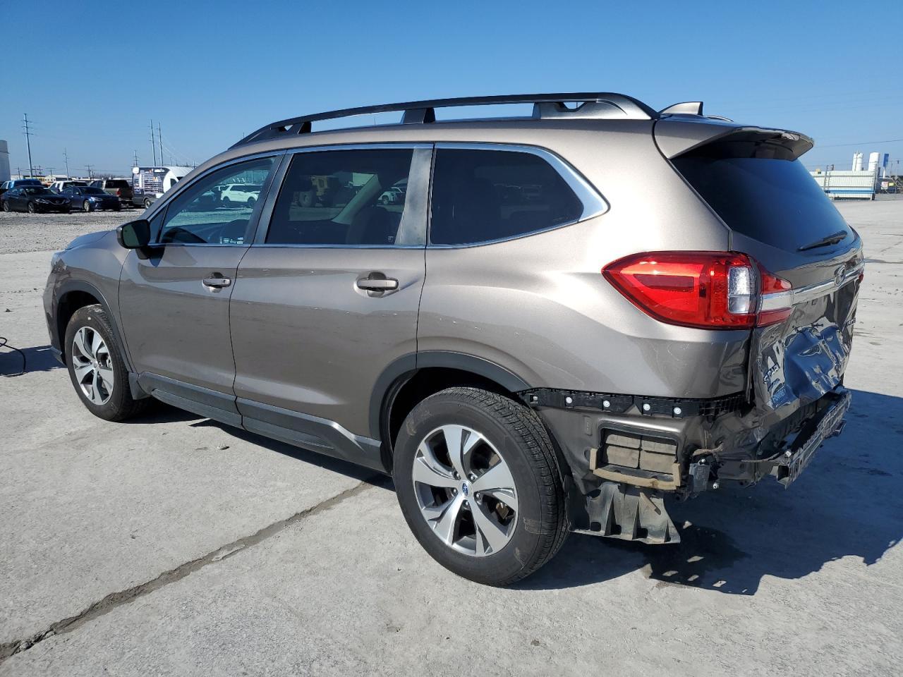 2021 SUBARU ASCENT PRE - Image 2