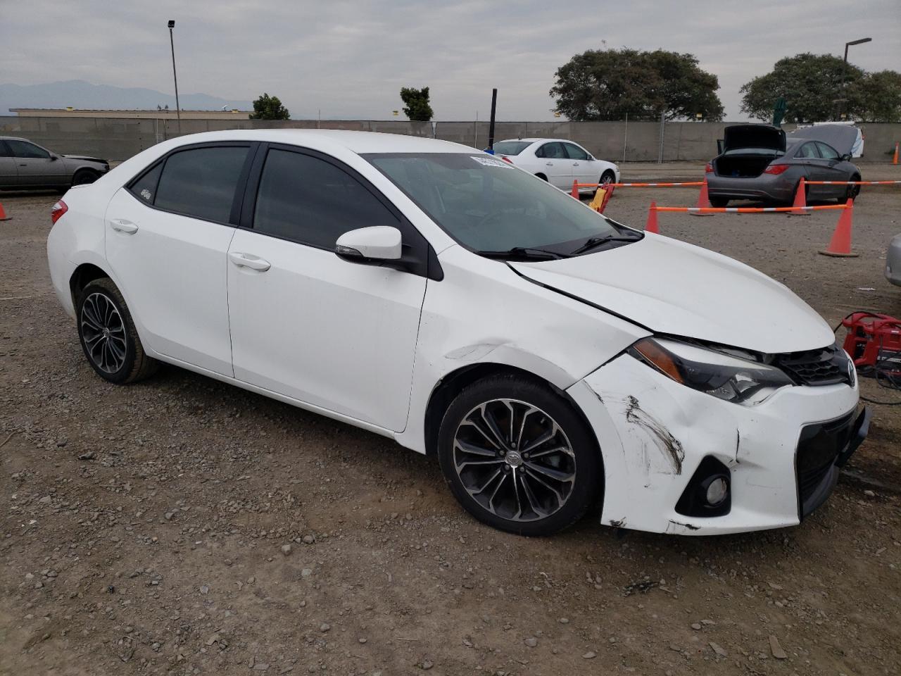 2016 TOYOTA COROLLA L - Image 4