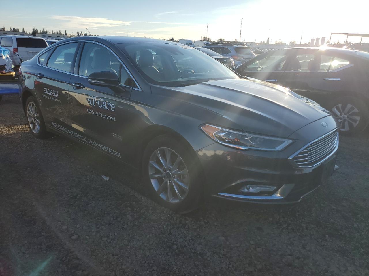 2017 FORD FUSION SE - Фото 4