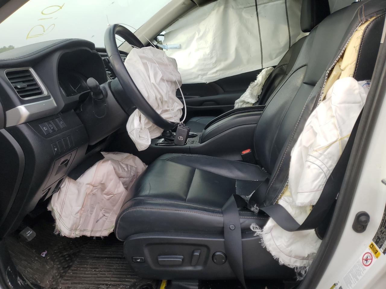 2018 TOYOTA HIGHLANDER - Image 7