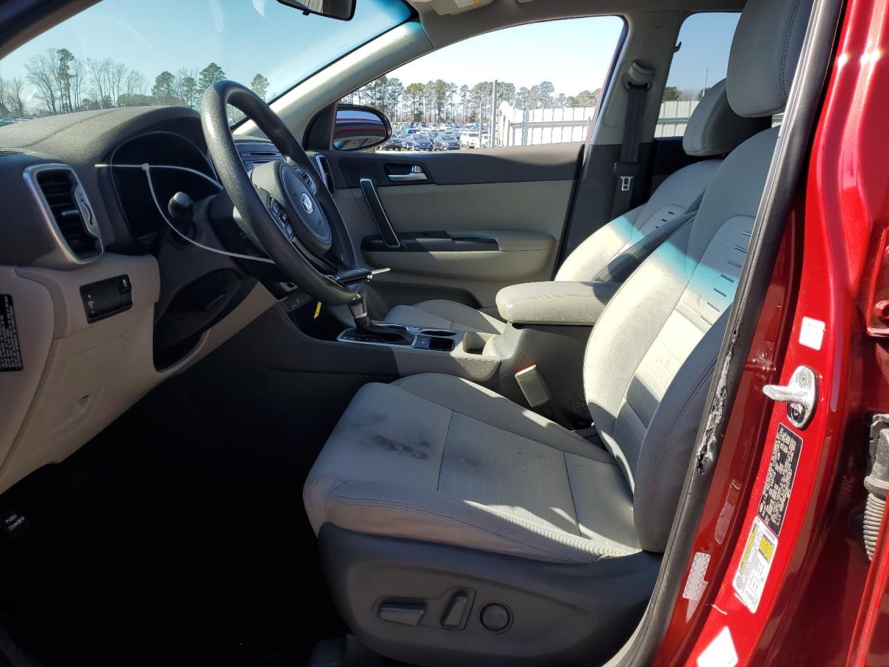 2017 KIA SPORTAGE L - Image 7