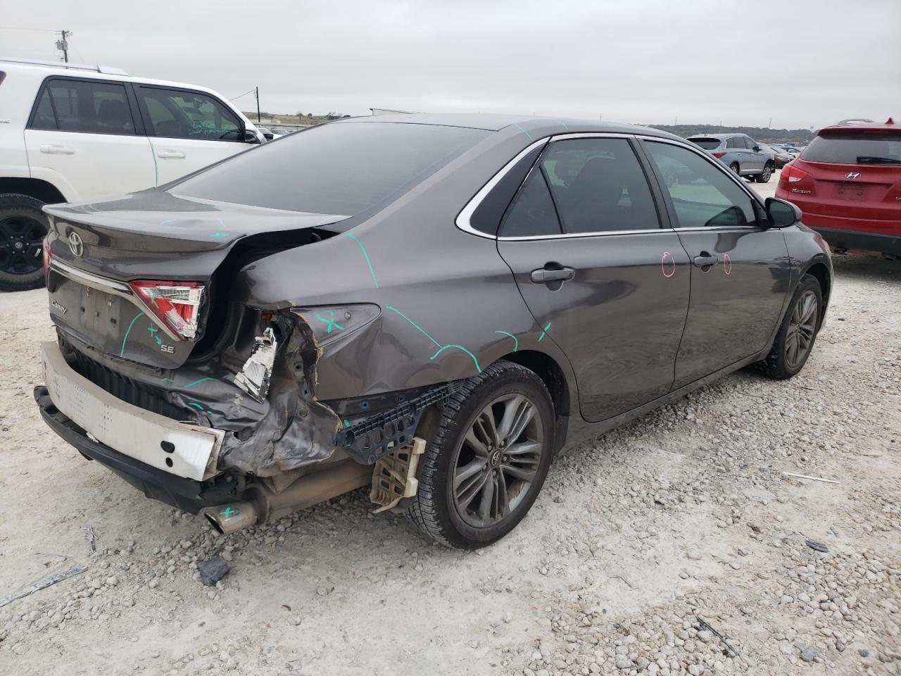 2017 TOYOTA CAMRY LE - Image 3