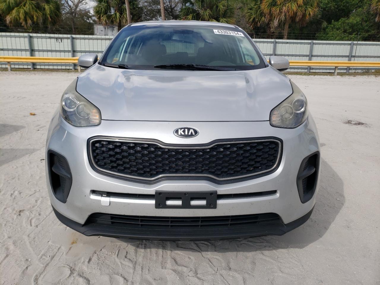 2017 KIA SPORTAGE L - Image 5