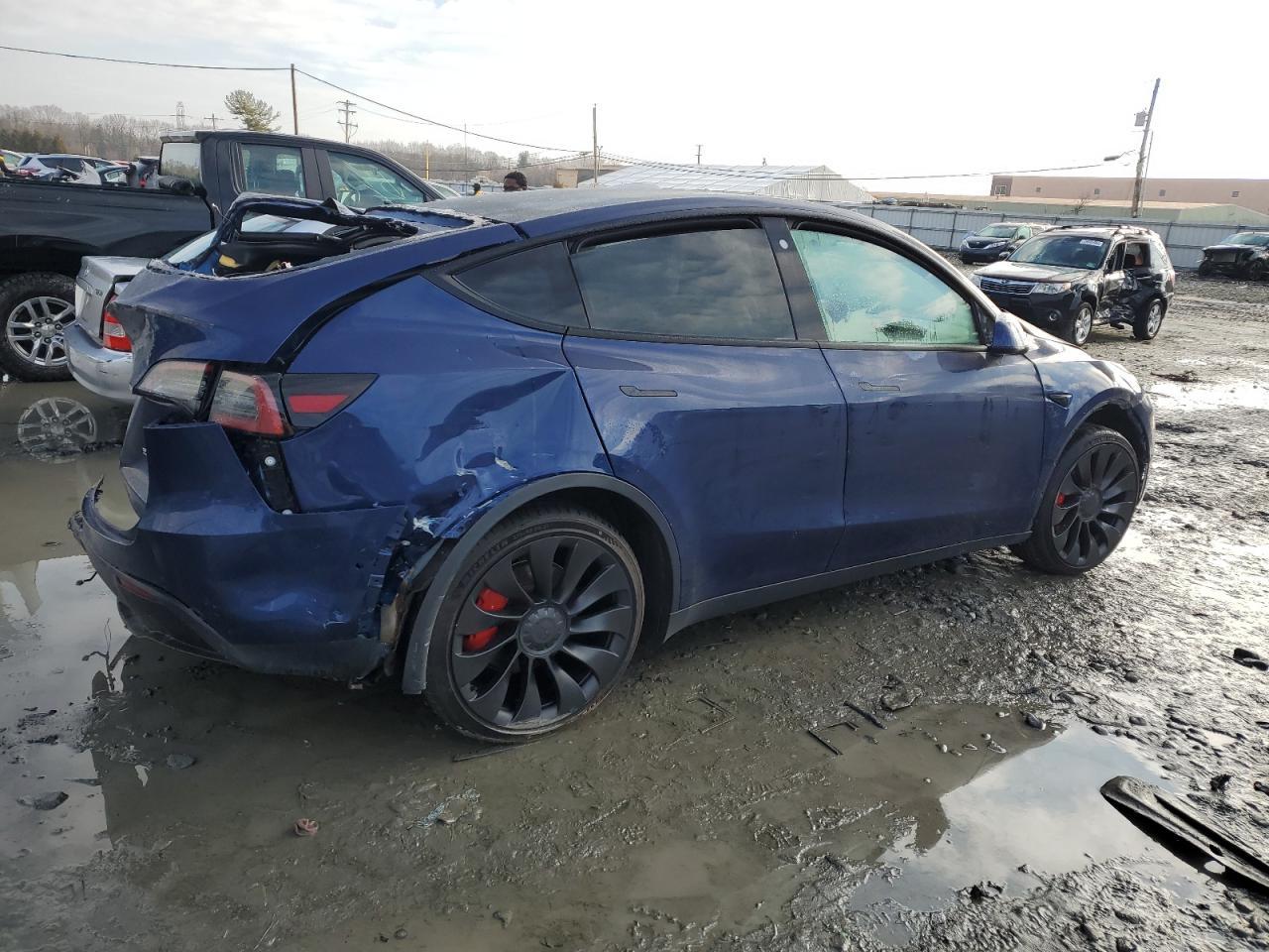 2022 TESLA MODEL Y - Image 3