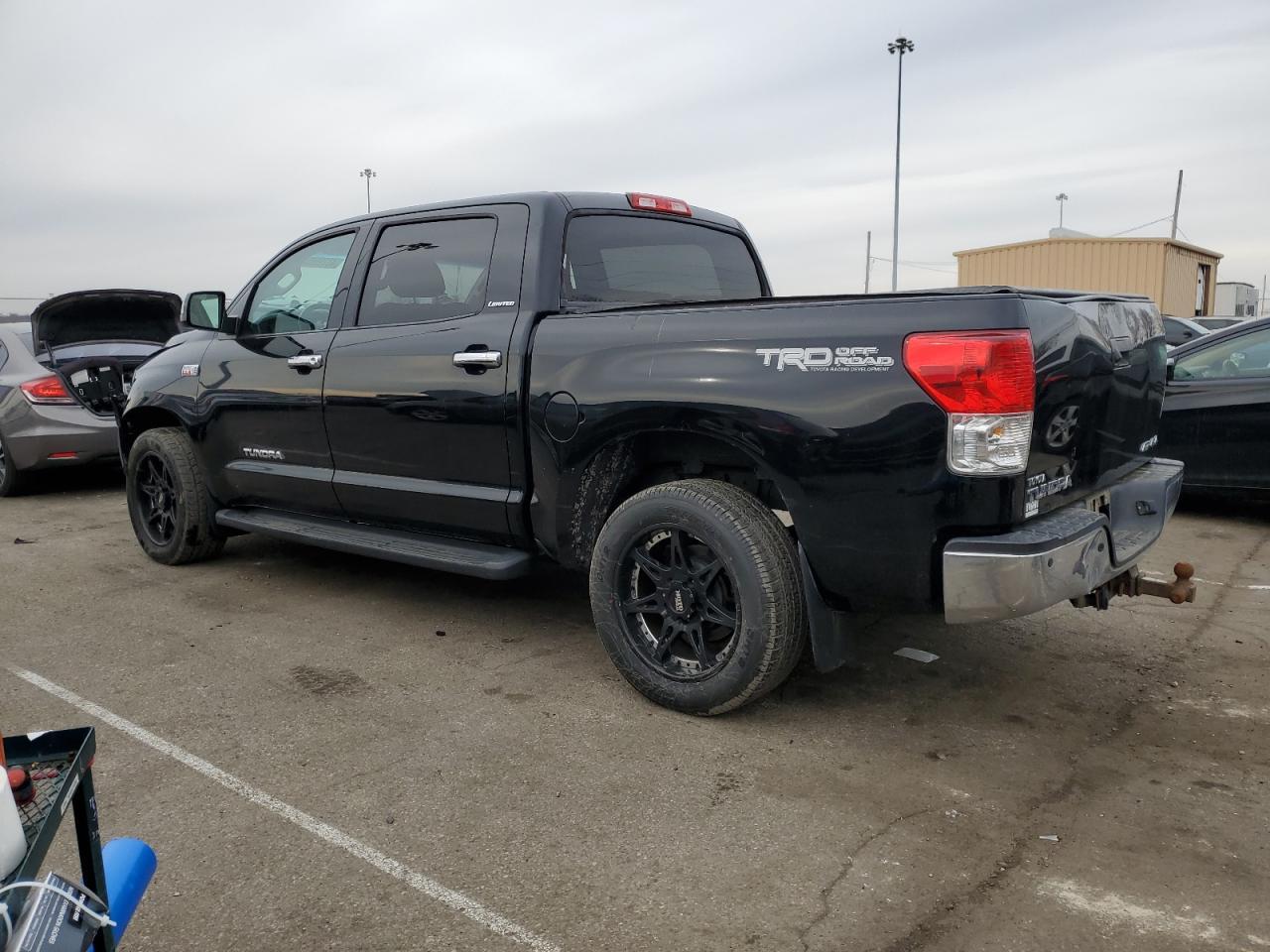 2011 TOYOTA TUNDRA CRE - Фото 2