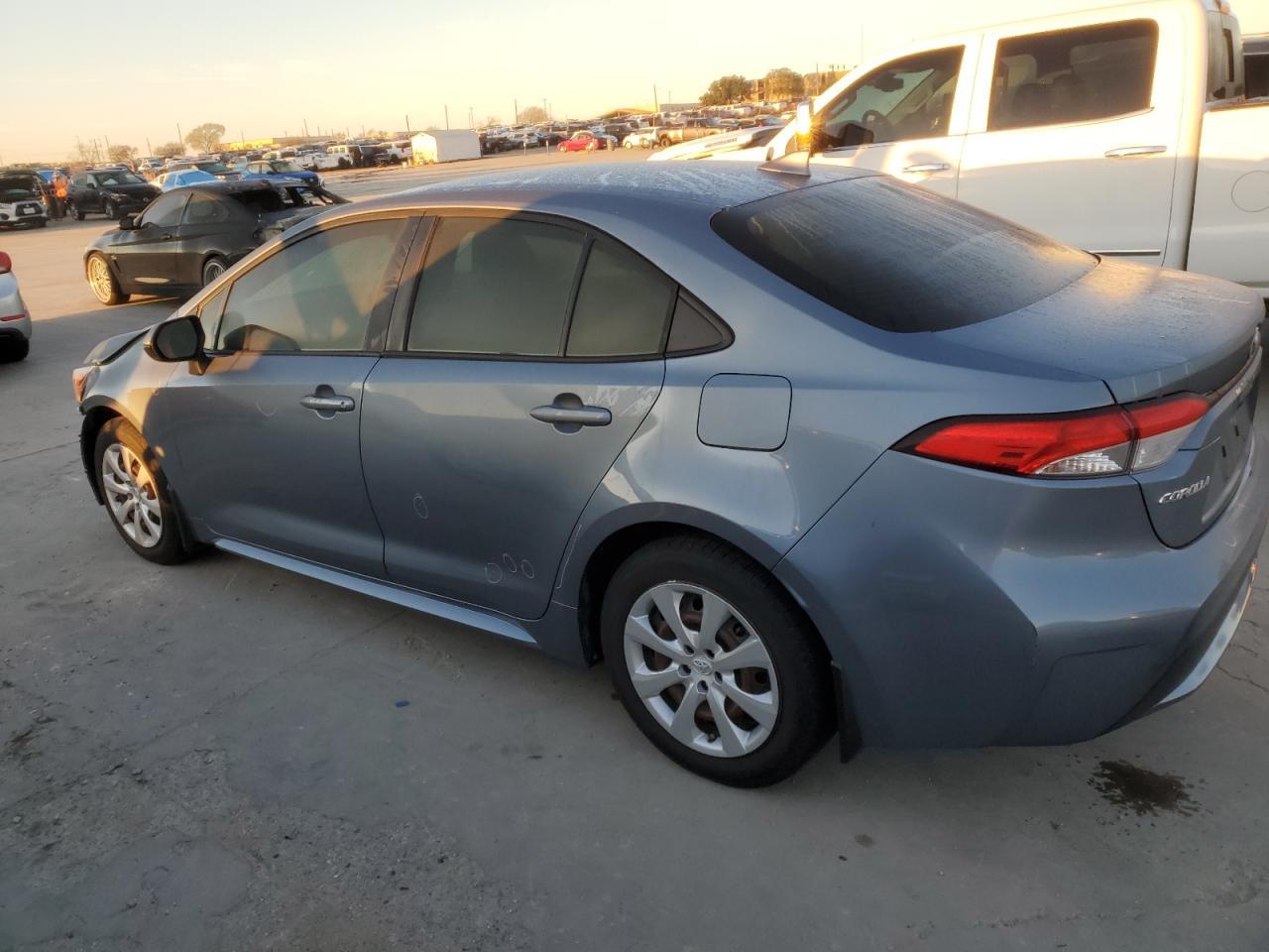 2021 TOYOTA COROLLA LE - Image 2