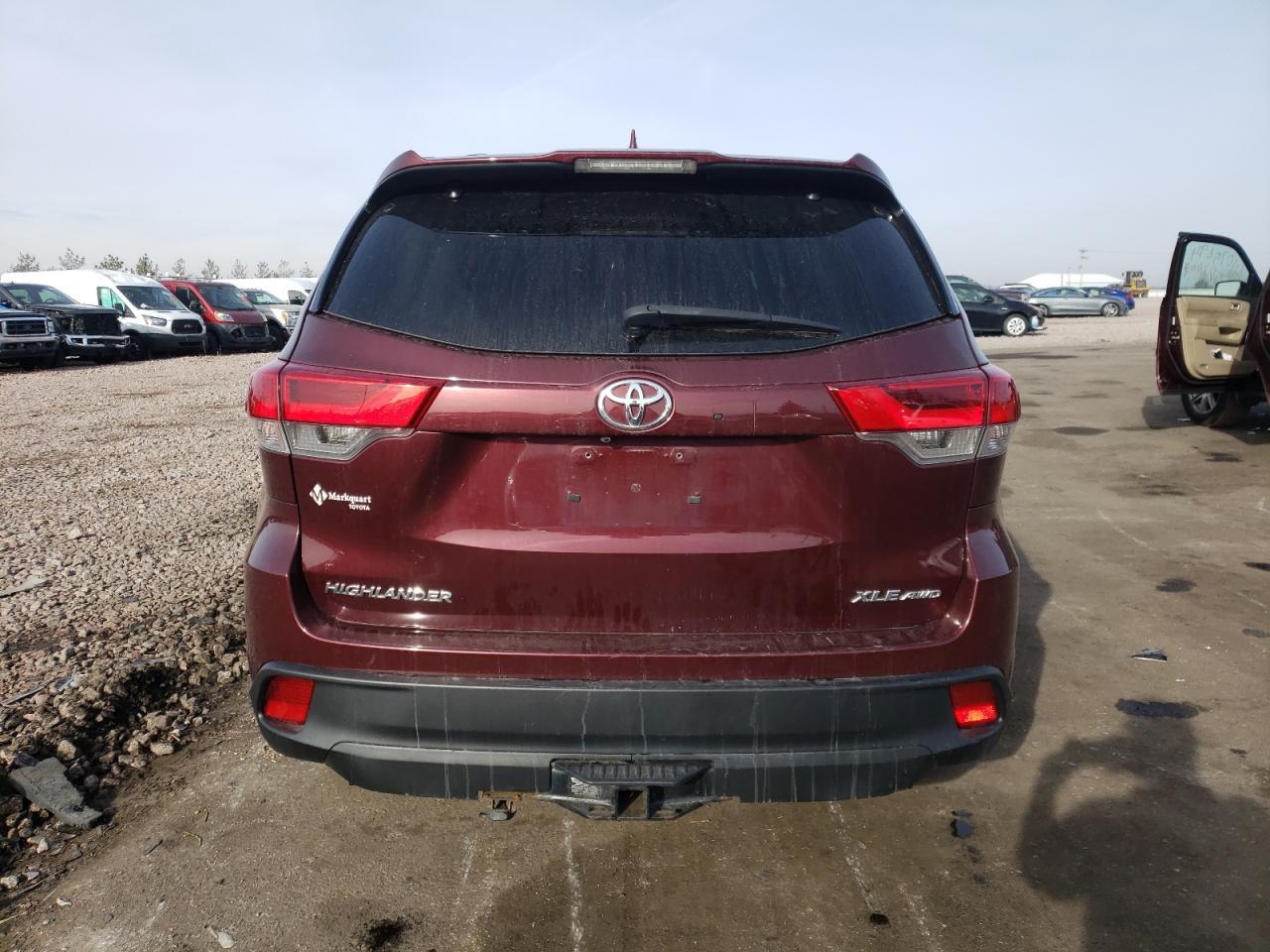 2018 TOYOTA HIGHLANDER - Фото 6