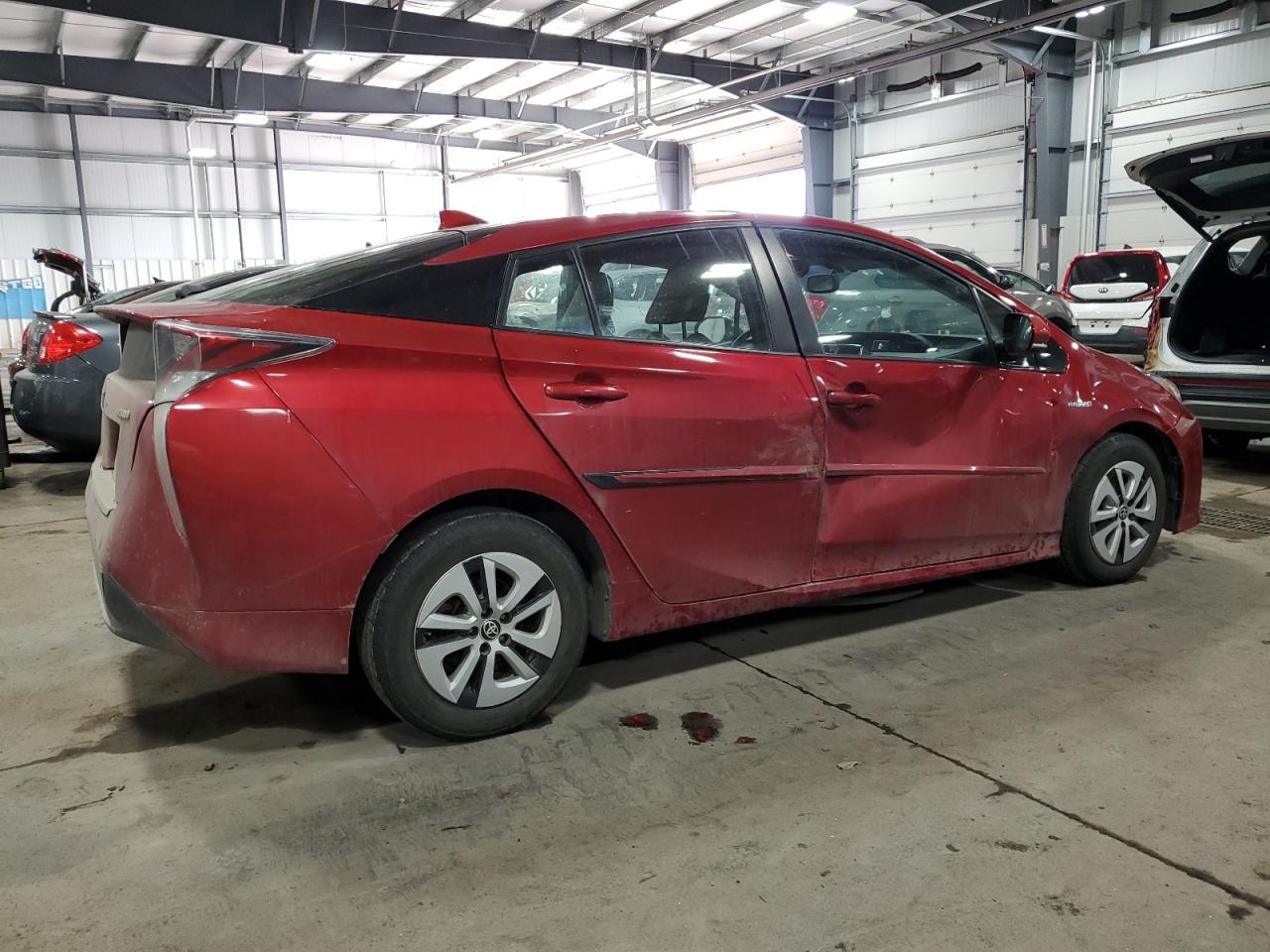 2016 TOYOTA PRIUS - Фото 3