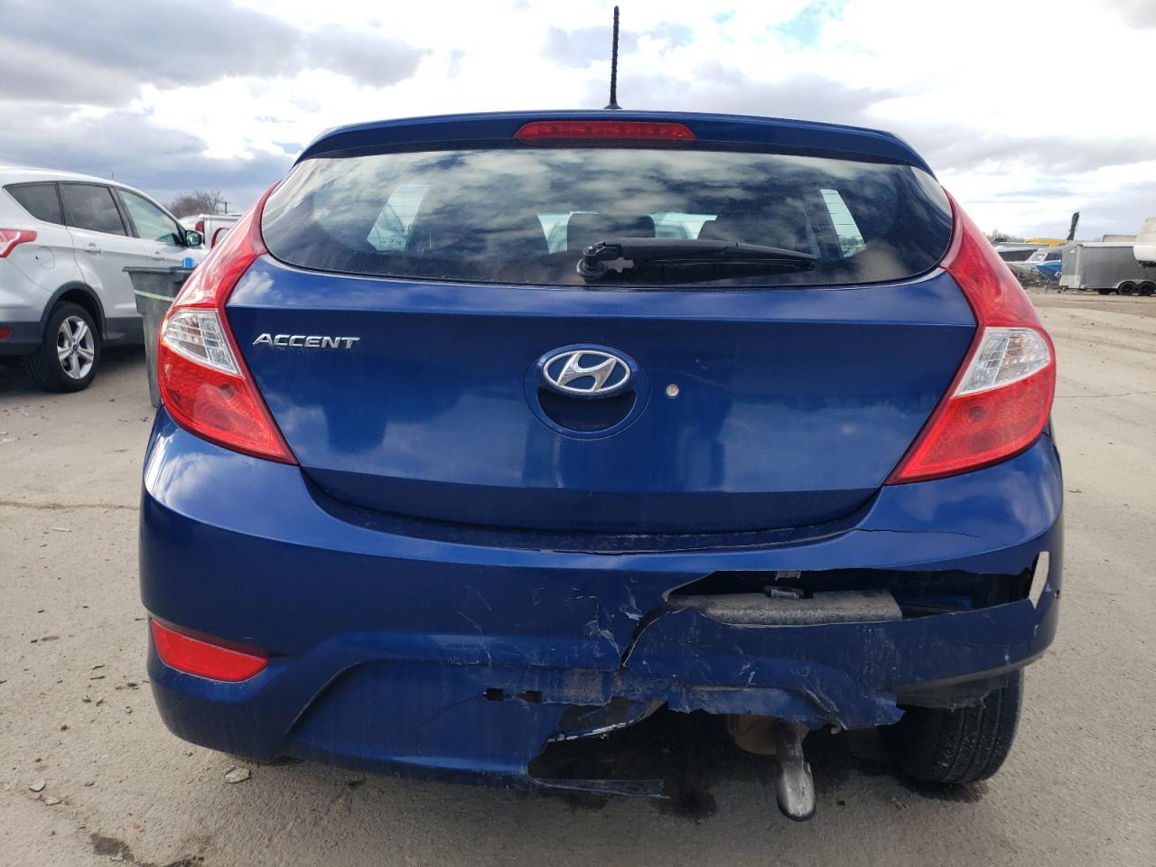 2017 HYUNDAI ACCENT SE - Фото 6