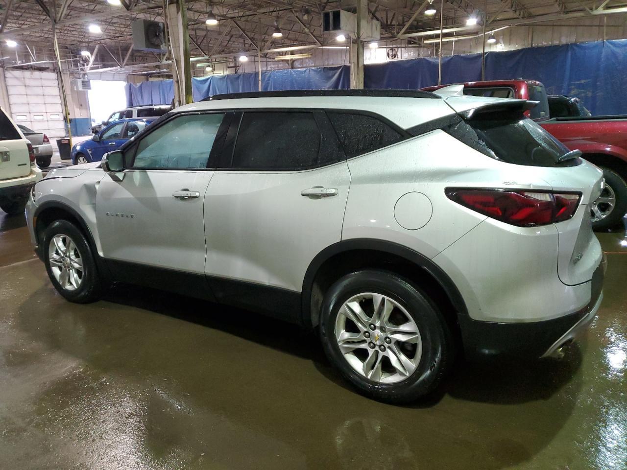 2021 CHEVROLET BLAZER 2LT - Фото 2