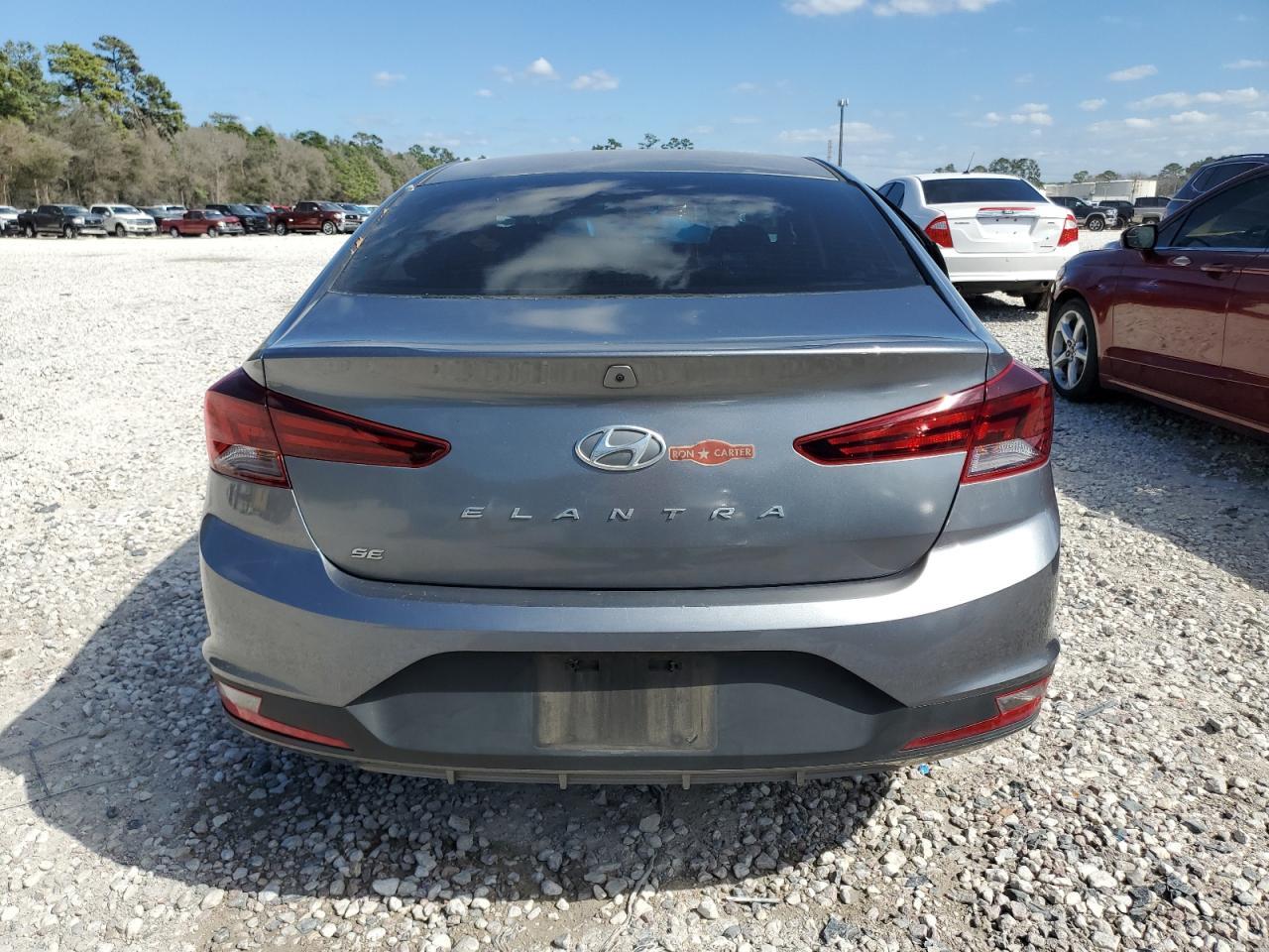 2019 HYUNDAI ELANTRA SE - Фото 6