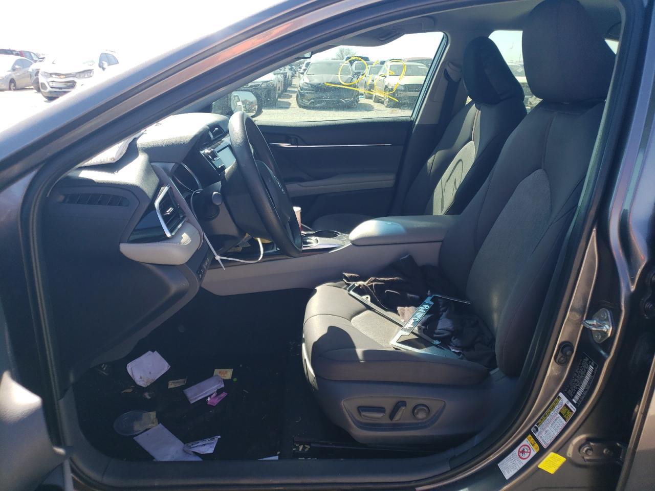 2018 TOYOTA CAMRY L - Фото 7