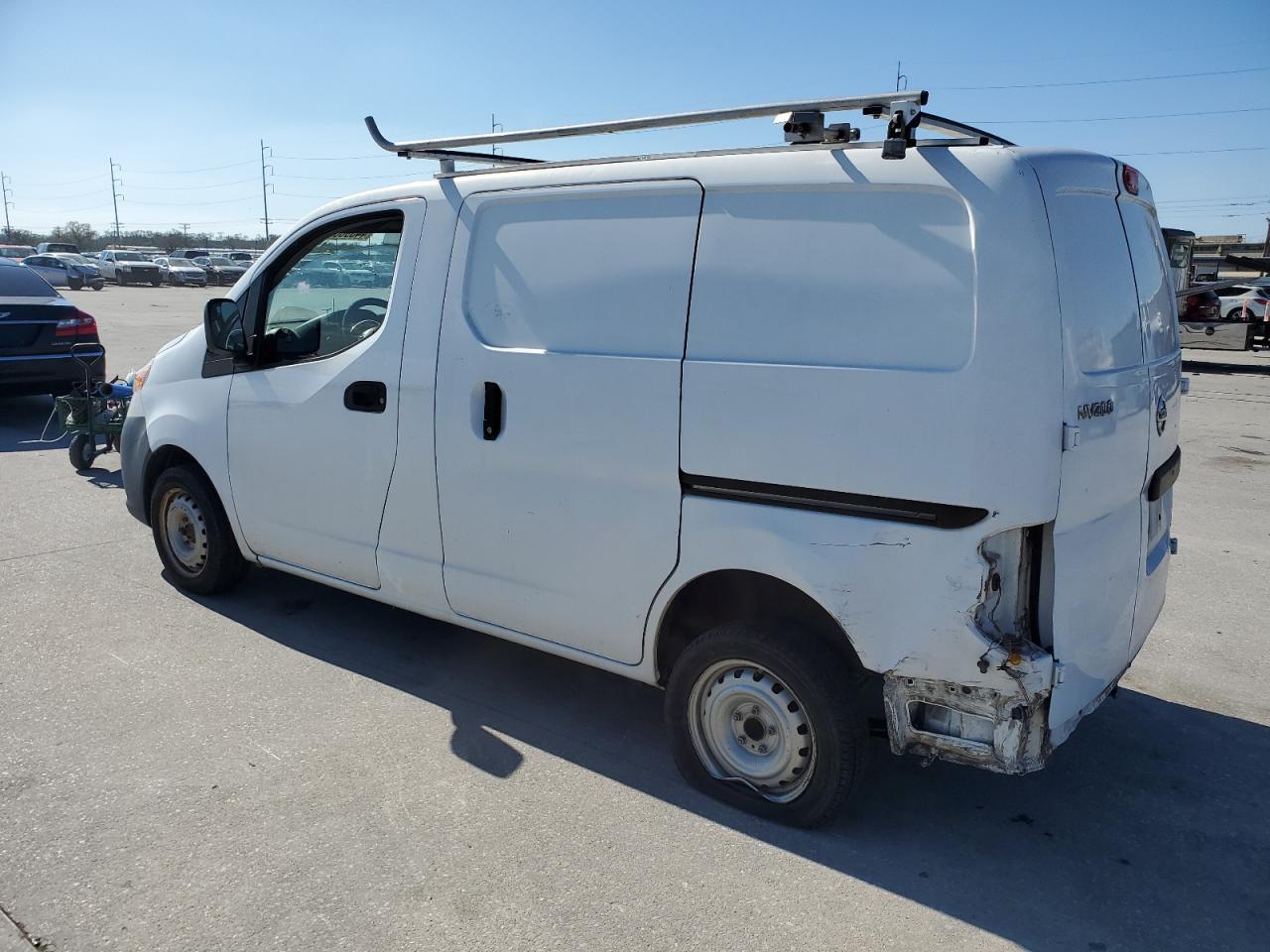 2015 NISSAN NV200 2.5S - Фото 2
