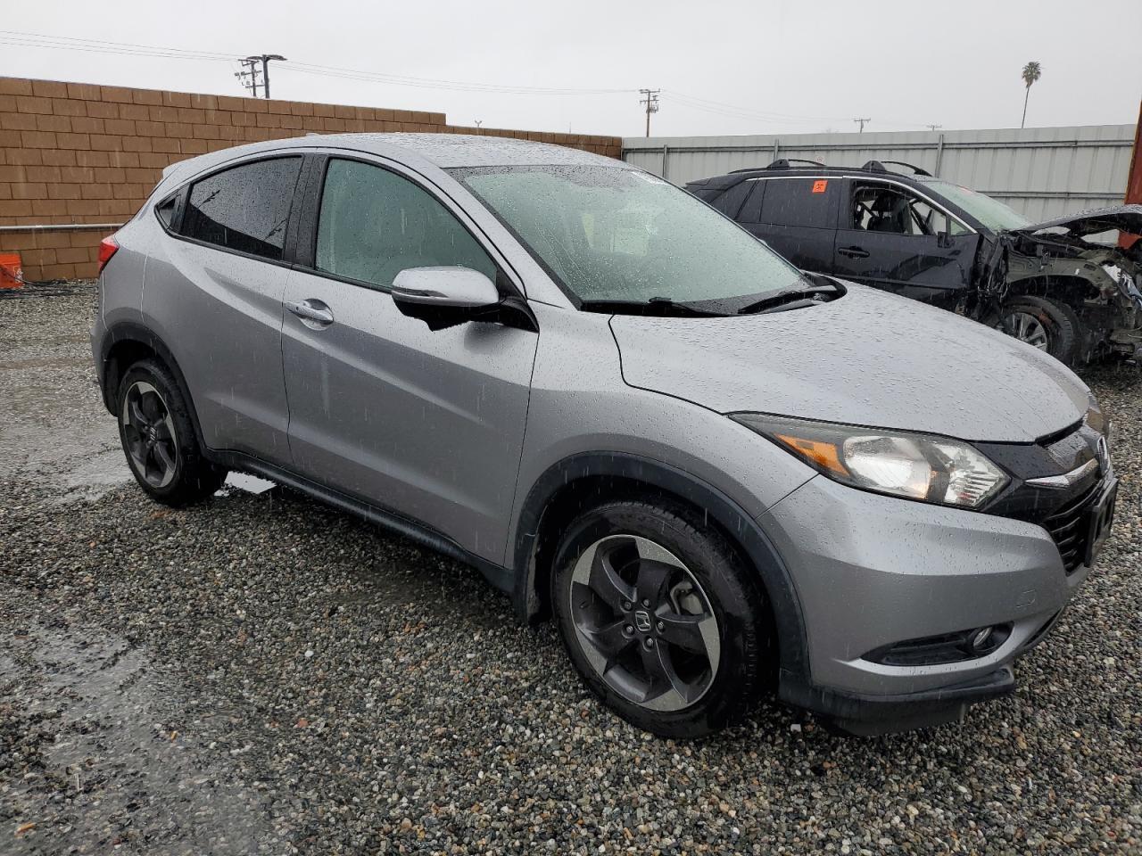 2018 HONDA HR-V EX - Image 4