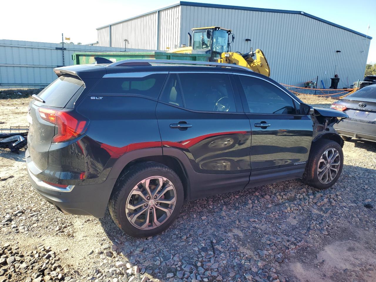2018 GMC TERRAIN SL - Image 3