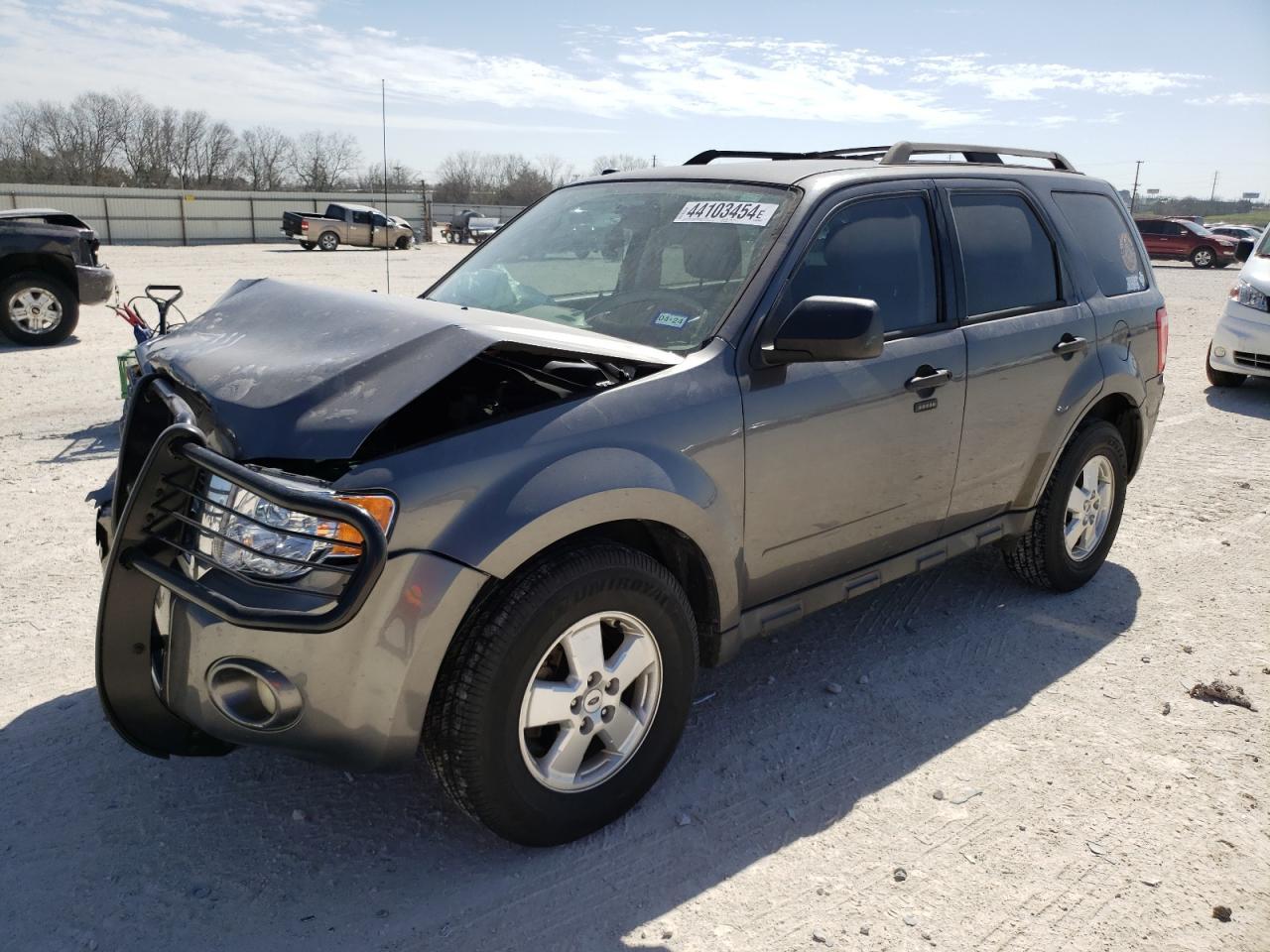 2011 FORD ESCAPE XLT car image