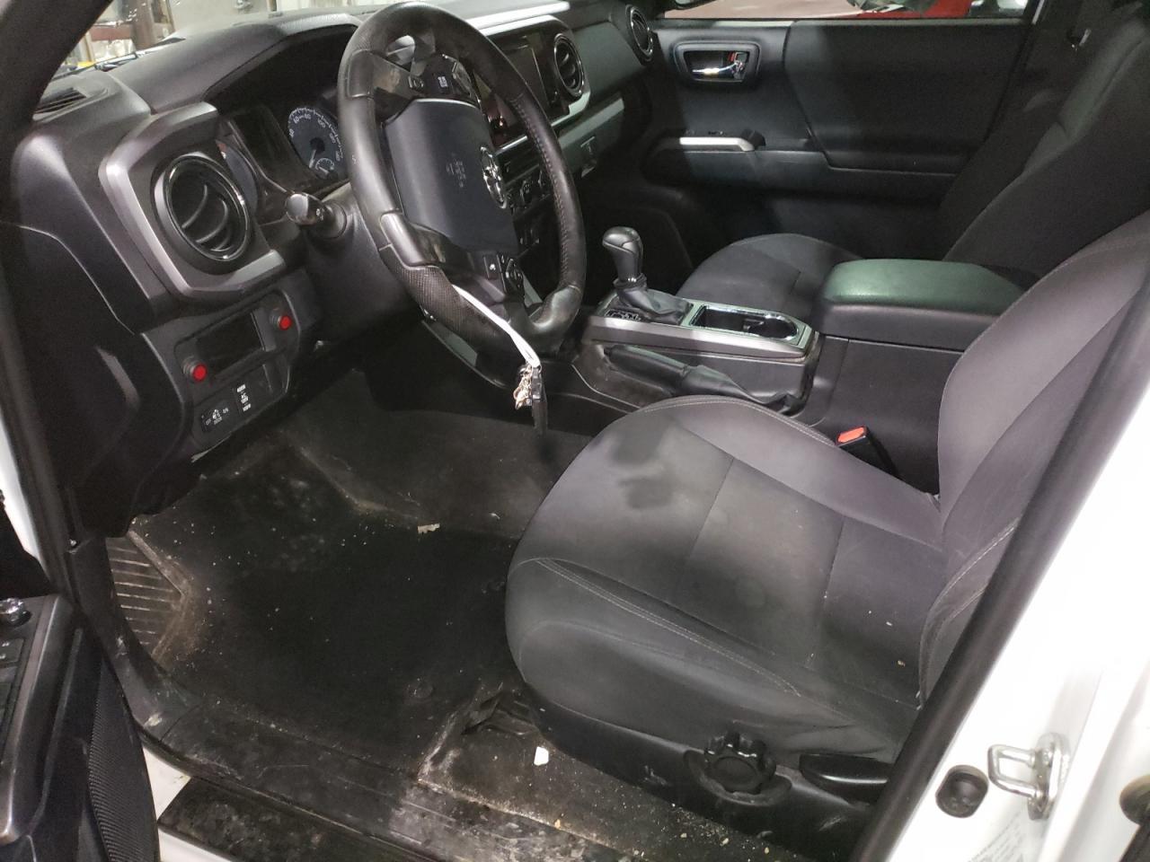 2016 TOYOTA TACOMA DOU - Фото 7