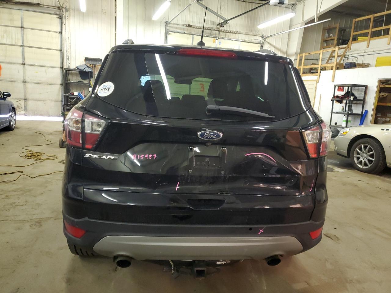 2017 FORD ESCAPE SE - Image 6