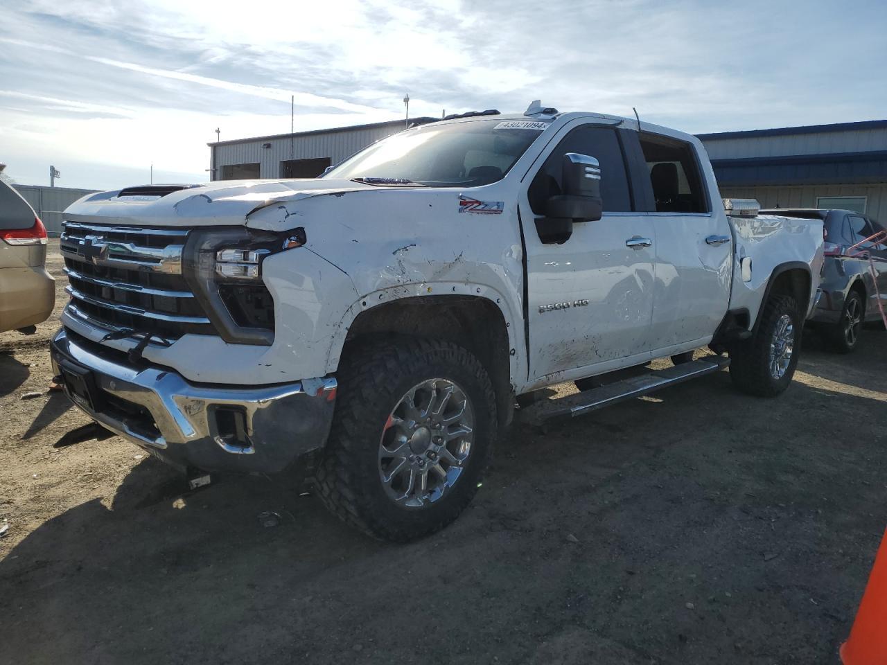 2024 CHEVROLET SILVERADO