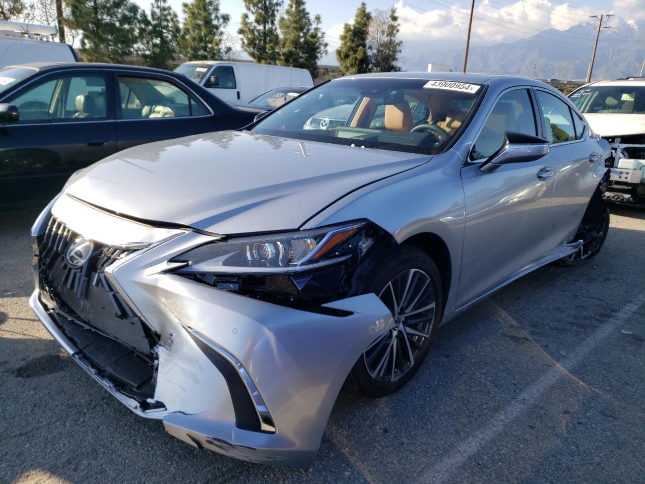 2024 LEXUS ES 300H BA car image