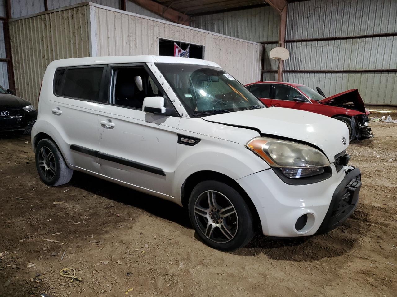 2013 KIA SOUL - Image 4