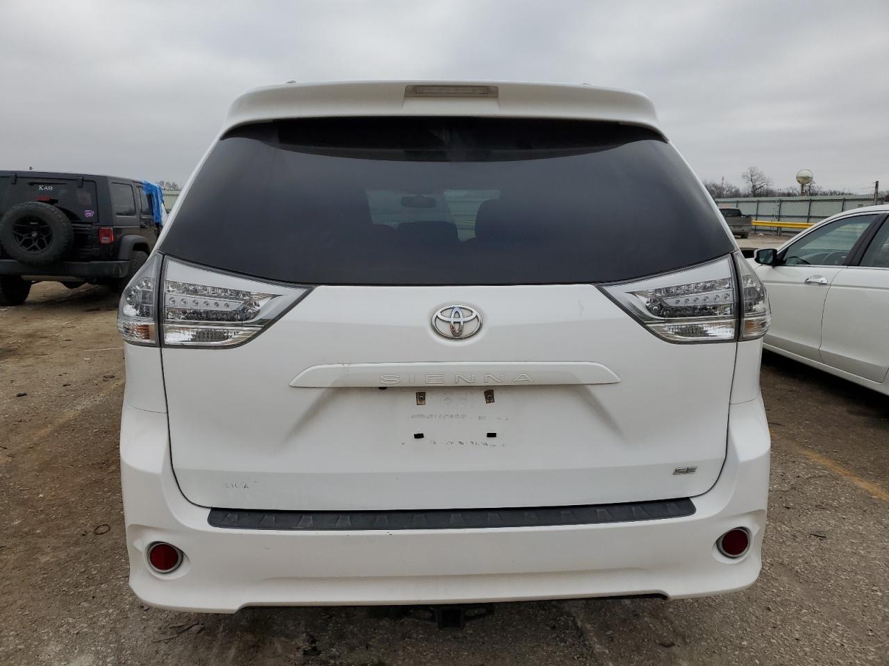 2015 TOYOTA SIENNA SPO - Фото 6