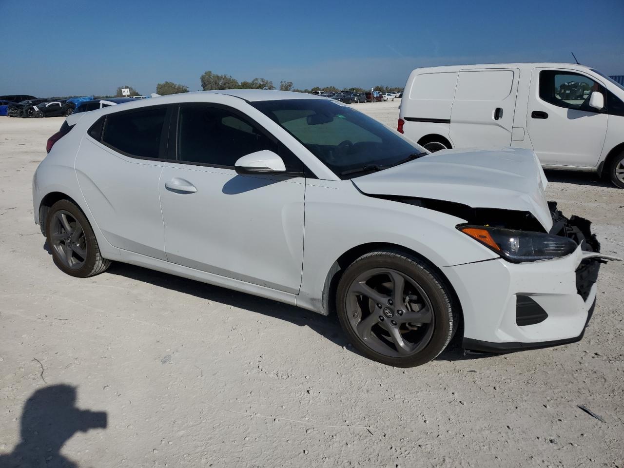 2019 HYUNDAI VELOSTER B - Фото 4