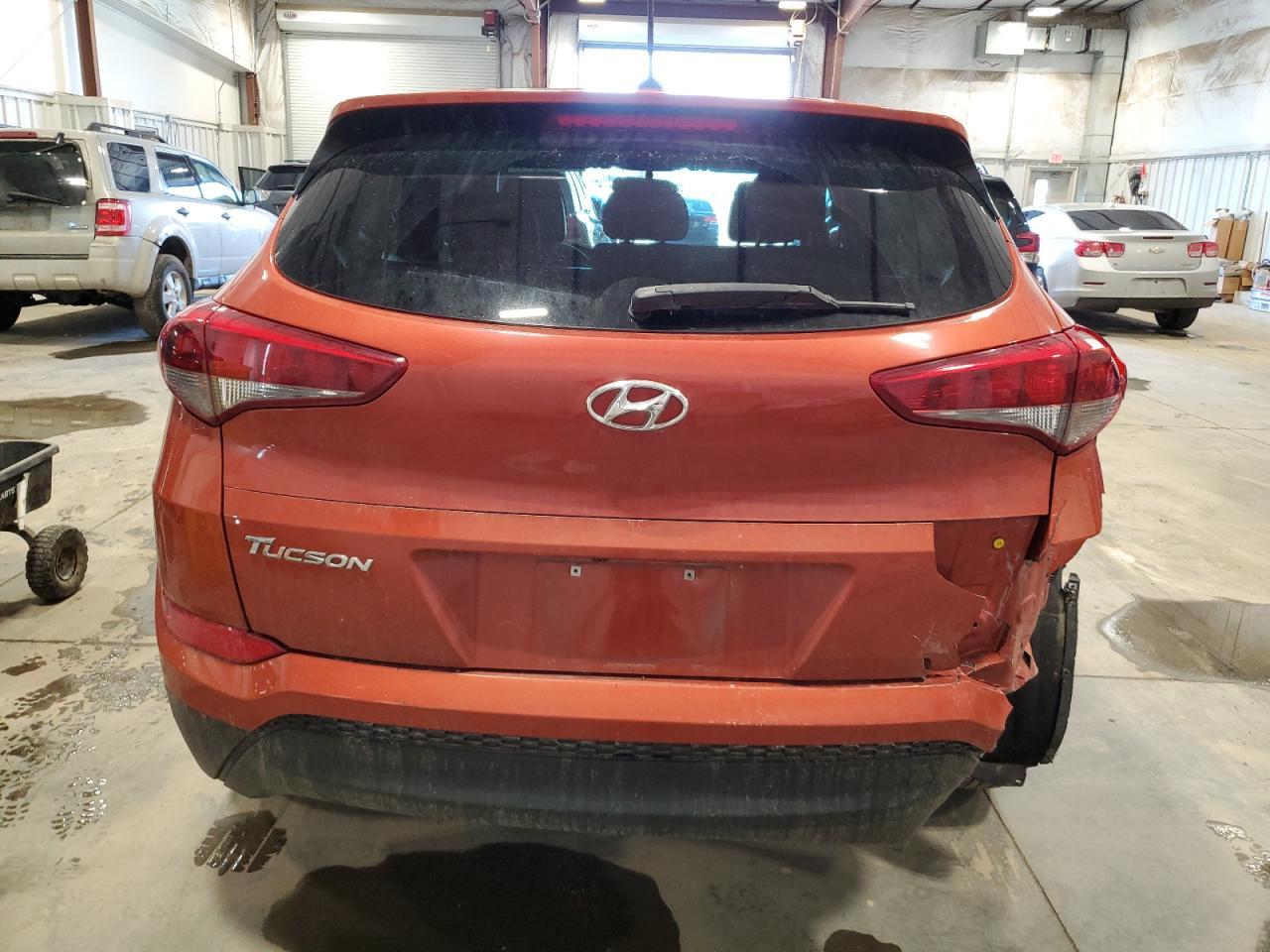 2016 HYUNDAI TUCSON SE - Фото 6