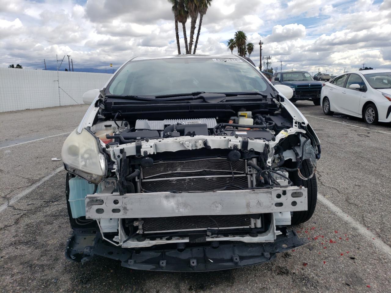 2013 TOYOTA PRIUS - Image 5