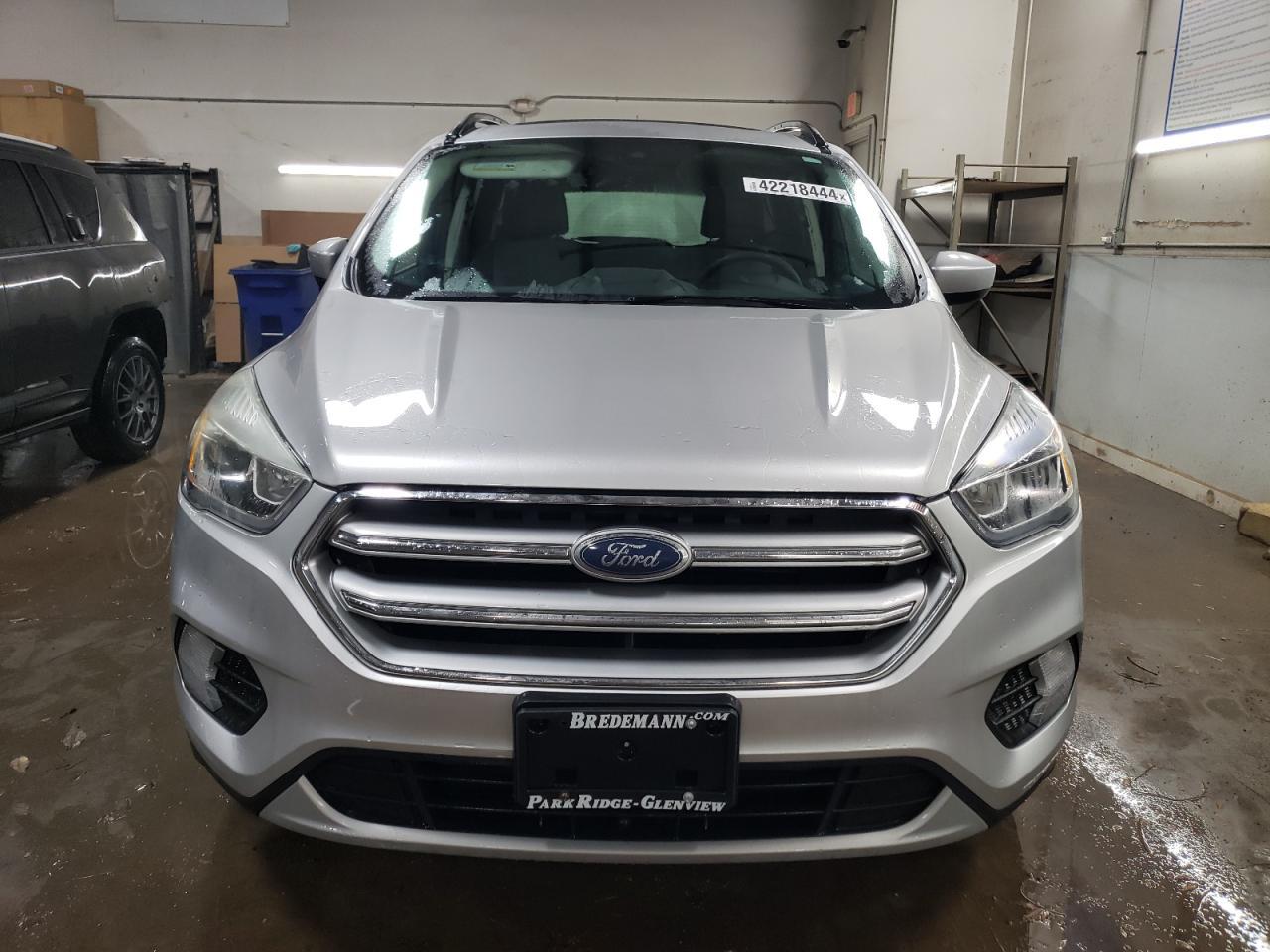 2017 FORD ESCAPE SE - Image 5